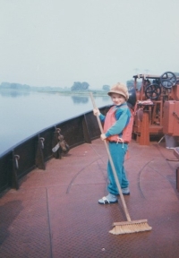 Dcera Jiřího Louvara na lodi