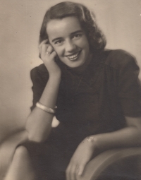 Maminka pamětnice Květa Podlipná