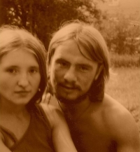 Jiří Louvar s budoucí manželkou Olgou, 1981