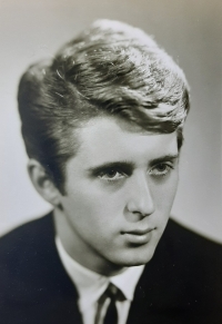Ludvík Kolský na maturitní fotografii, 1966