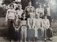 Jaromíra Jirků jako učitelka v Božejově, 1979