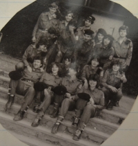 Branný kurz během VŠ studia II. (J. Macháčková v pravém dolním rohu)