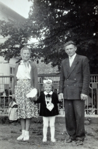 Manželé Snopkovi s dcerou Marií, 60. léta