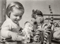 Marcela Vaňhová v dětství