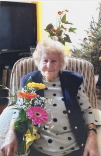 Marie Kuttelwascherová slavící své 103. narozeniny, 27. prosince 2024