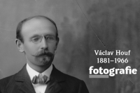 Pradědeček Václav Houf, amatérský fotograf. Z připravované knihy jeho fotografií Žďáru nad Sázavou