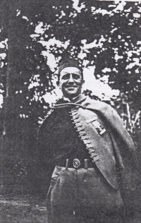 Náčelník Sokola, otec pamětníka Theodor Šlechta, 30. léta