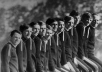 Luboš první zleva, Státní družstvo sjezdařů, Praha 1972