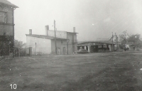 Garáž Koníček v ulici Poděbradská, 60. léta