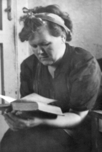 Babička Marie Weiterová – velká čtenářka, Nosálovice