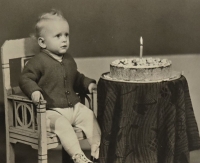 Sylvin bratr Miroslav, když mu byl jeden rok