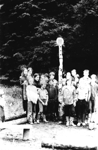 Tábor dětí ze sboru Církve, 1975