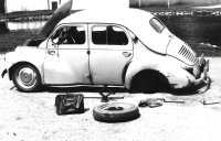První auto mladého kazatele Petra Krynského, Renault CV4, asi 1972