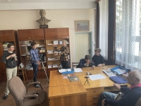 Natáčení pamětníka pro projekt Příběhy našich sousedů, listopad 2024