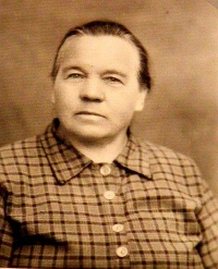 Marie Máchalová Haluzová, prababička