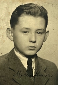 Milan Kuna, patnáctiletý student gymnázia, 1947