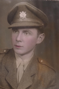 Dědeček Michal Fajčík v sedmnácti letech