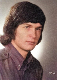 Ota Dračka na maturitní fotografii, 1974
