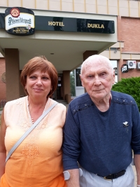 2018: dědeček Michal Fajčík a jeho dcera Zdenka Markovičová