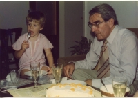 80. roky, Pavol Strauss s vnučkou