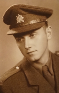 Manžel Marie Šandové Karel Šanda ve vojenské uniformě