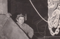 Jan Mosebach ve sklárně v Novém Sedle roku 1968