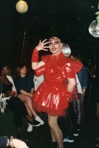 Влад Шаст у образі Guppy Drink