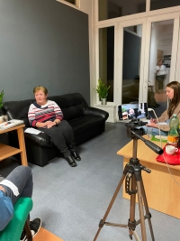 Zdeňka  Dvořáková během účasti v projektu Příběhy našich sousedů