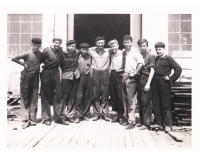 Jan Udržal jako mistr se svými svěřenci, Rybitví