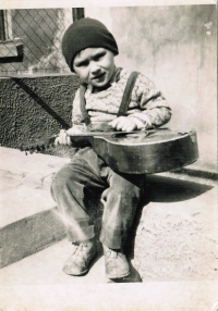 Ladislav Vyskočil jako chlapec b