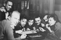 Členové Veslařského klubu Ústí nad Labem, rok 1953 - pamětník Josef Urban druhý zleva