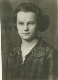 Maminka Jany Peckové; paní Králová