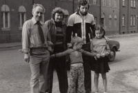 Svatopluk Cagašík s rodiči, synovcem a neteří