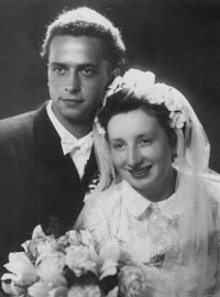 Svatba rodičů Vladislava a Blaženy v roce 1951