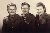 Sourozenci Kozákovi: Anastázie, Jaroslav, Emílie