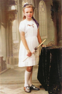 Při prvním svatém přijímání ke konci 30. let 20. století