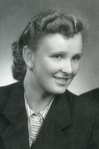 Cecílie Urbancová jako vysokoškolská studentka, Brno, 1954