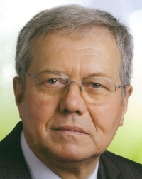 Politik Václav Kášek