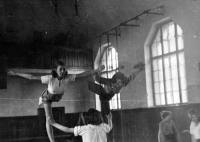 Nácvik na spartakiádu ve Vrbně pod Pradědem, 1955