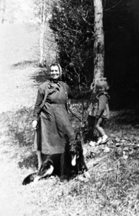 Babička Anna Galušková