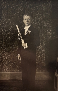 Syn Lothar u svatého přijímání, Jiřetín pod Jedlovou 1960