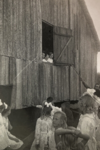 V české škole, Argentina, 40. léta