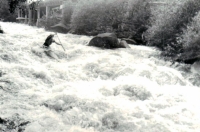 Ludvík Janko při sjezdu divoké řeky na Lipně