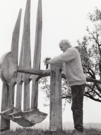 František Svátek v roce 2000, klášter Hradiště