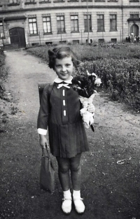 Květuše Urban Klimentová, 1967