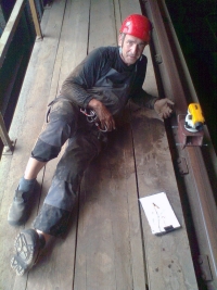 Ludvík Janko během zeměměřičské práce