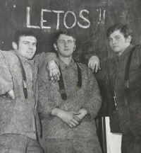 Na vojně (první zprava), 1. ledna 1970