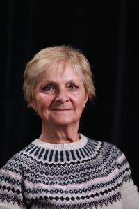 Milada Kohoutková při natáčení, 2025