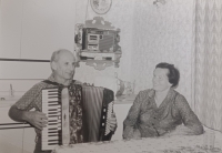 Paula a Richard Wagnerovi ve svém domě, Pila, 80. léta