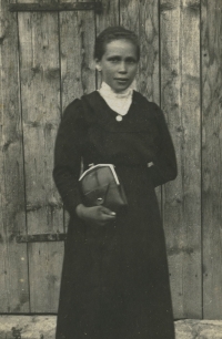 Maminka Anny Feiglové zamlada